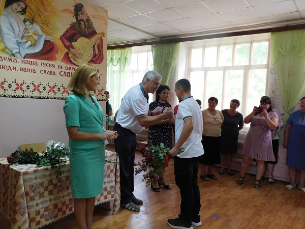 Учень з Одещини свою премію від сільради передав ЗСУ
